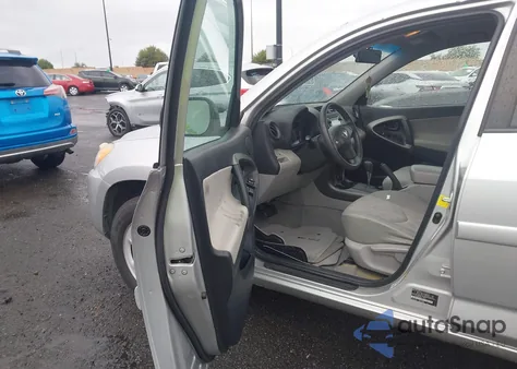 2012 Toyota Rav4 из США, поврежденный, VIN 2T3ZF4DV8CW118381